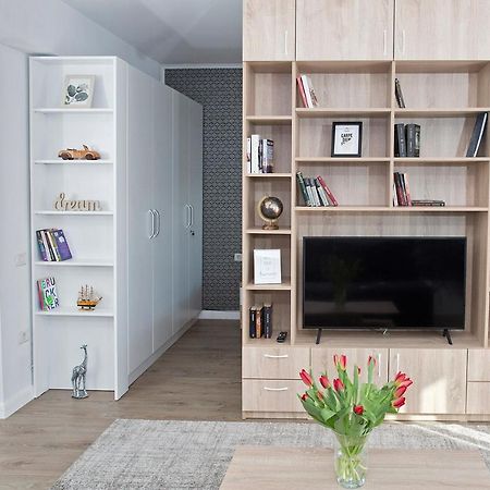 Panoramic Studio Орадя Экстерьер фото