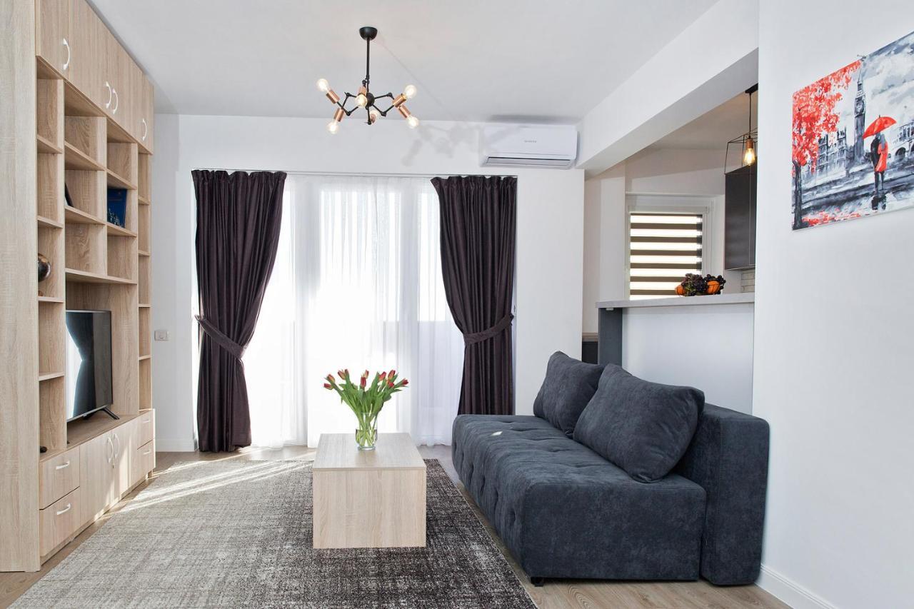 Panoramic Studio Орадя Экстерьер фото